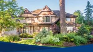 Foto del exterior de un hogar en el bosque el cual es el patrimonio de familia de una mujer